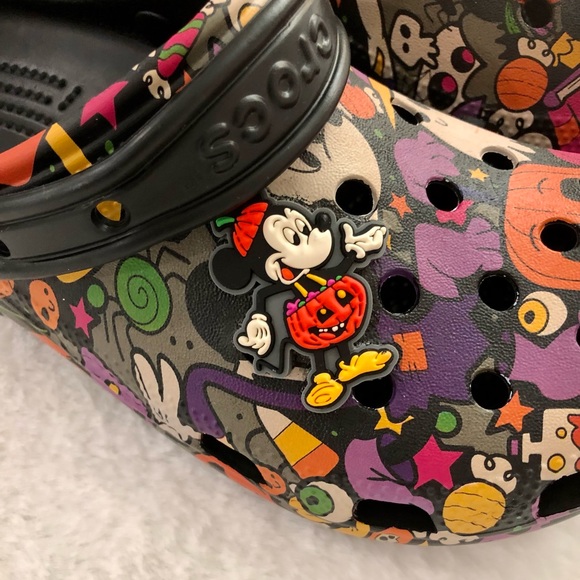 Disney Mickey Halloween Crocs NWT - Picture 2 of 5